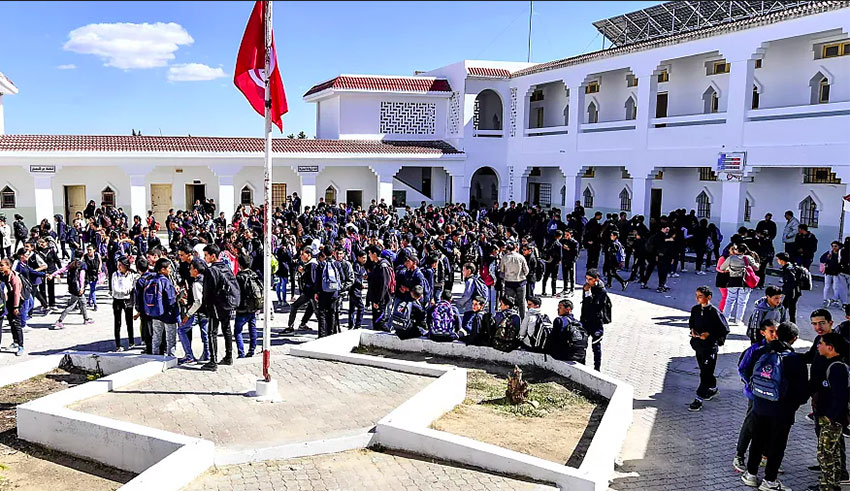 Postes vacants dans les collèges pilotes: l’admission des élèves ayant obtenu une moyenne inférieure à 15/20 à l’examen