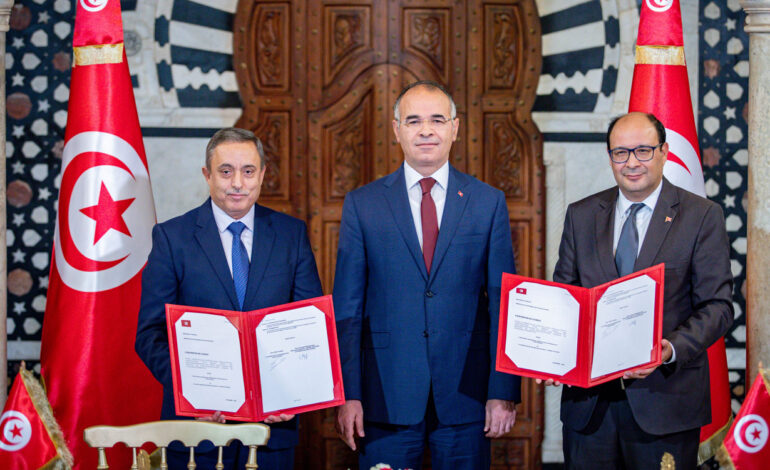 Kamel Maddouri donne le top départ de la 5G en Tunisie