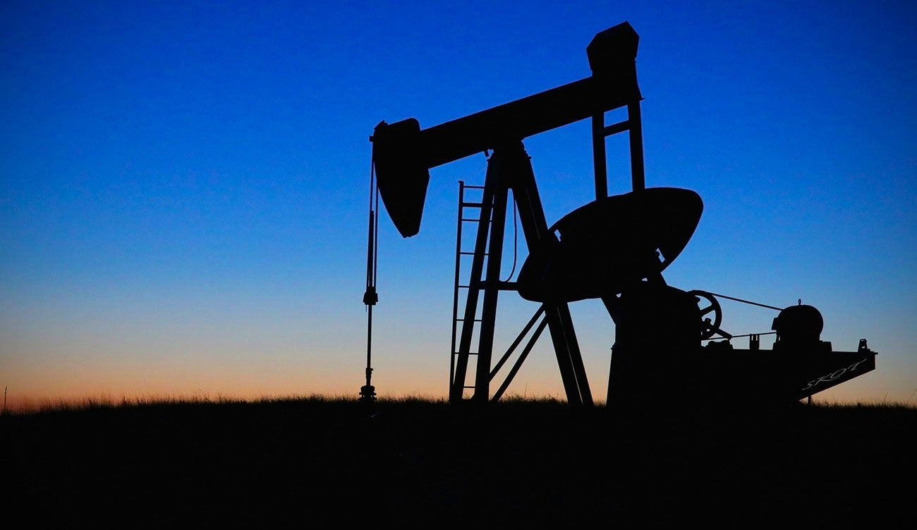 Pétrole: le Brent grimpe à 75,69 $ et le WTI atteint 72,75 $ 