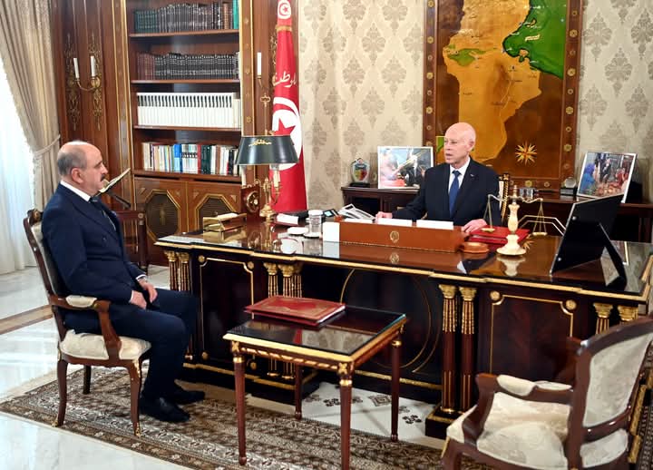 Le président Saïed prône une diplomatie proactive pour défendre les intérêts de la Tunisie et des Tunisiens à l’étranger