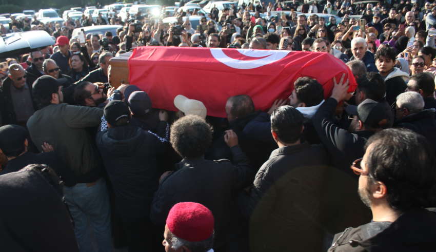 Tunisie – Enterrement de Fethi Haddaoui: Les funérailles d’un grand le jour d’un tapis rouge