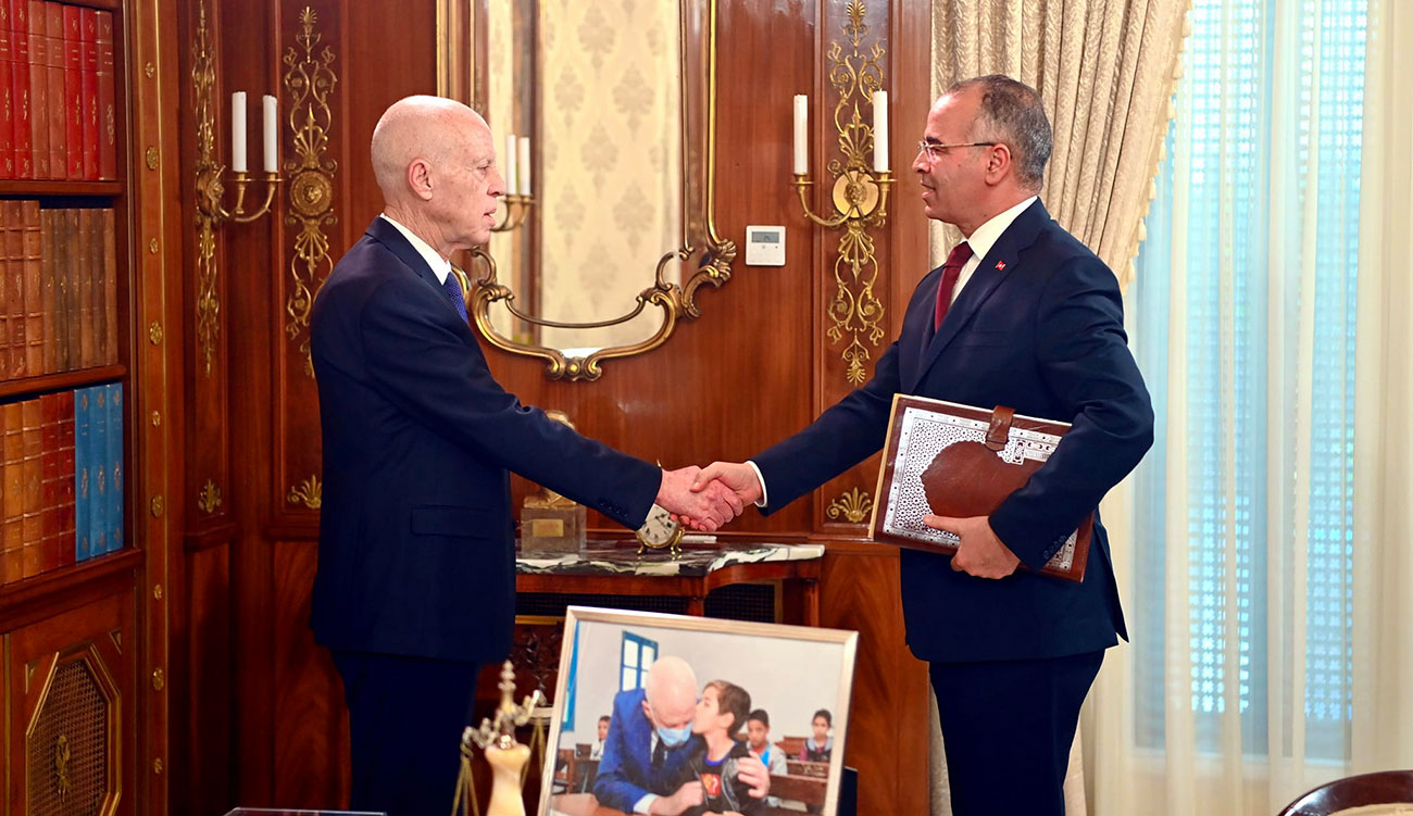 Kais Saïed appelle à une réforme urgente du transport public en Tunisie