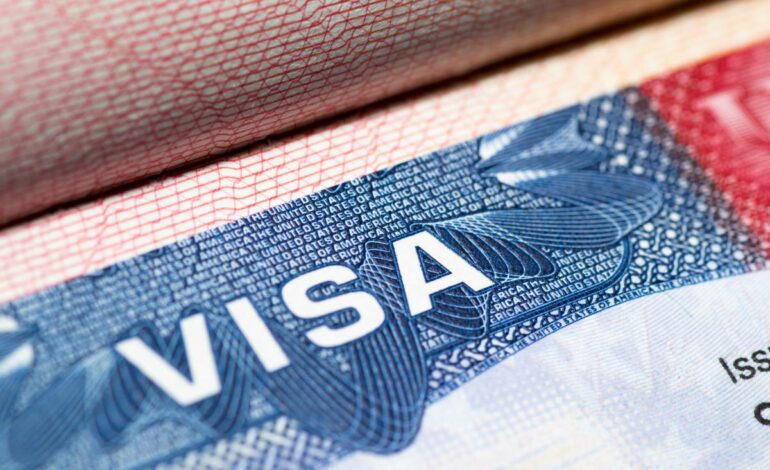 Obtention de visa pour les États-Unis : Précisions de l’ambassadeur américain pour les Tunisiens
