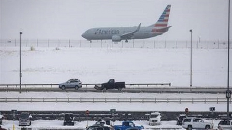 Une tempête dévastatrice frappe l’est des États-Unis: 1.450 vols annulés