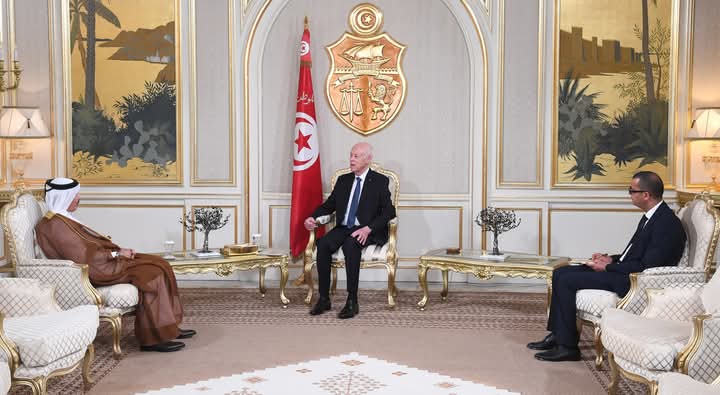 Saïed reçoit une invitation officielle de l’Émir du Qatar pour participer au Sommet mondial sur le Développement Social à Doha