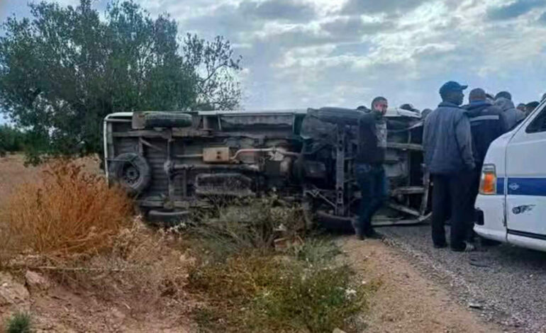 Sfax-Agareb : un mort et huit blessés dans un tragique accident de voiture