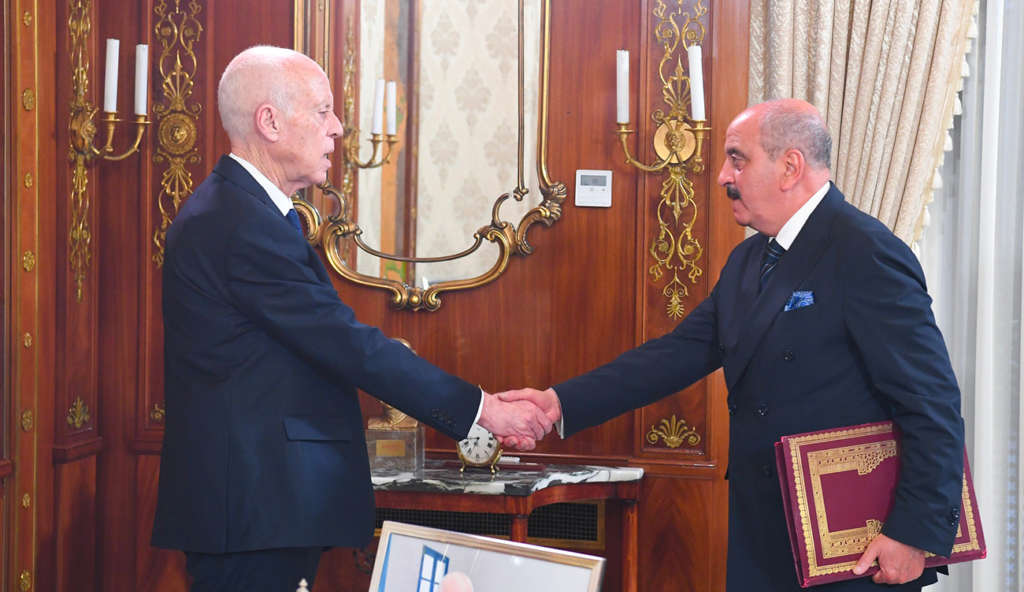 Recevant le ministre des Affaires étrangères, de la Migration et des Tunisiens à l’étranger à Carthage : Saïed rejette les ingérences étrangères et affirme la souveraineté de la Tunisie