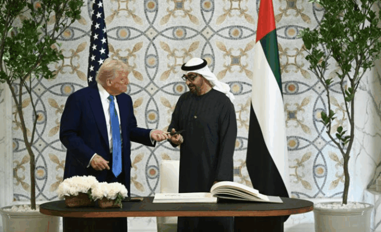 Les Émirats annoncent 440 milliards de dollars d’investissements énergétiques aux États-Unis