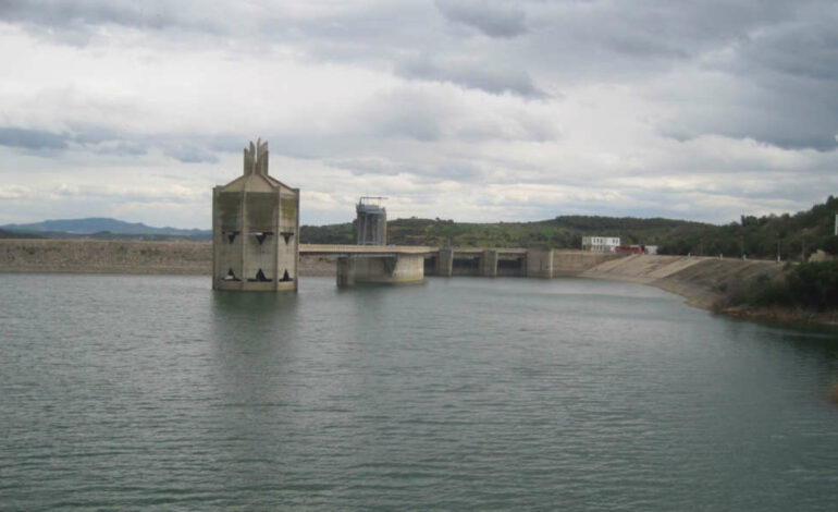 Tunisie : Déversement du barrage de Mellegue face à l’arrivée massive d’eau depuis l’Algérie