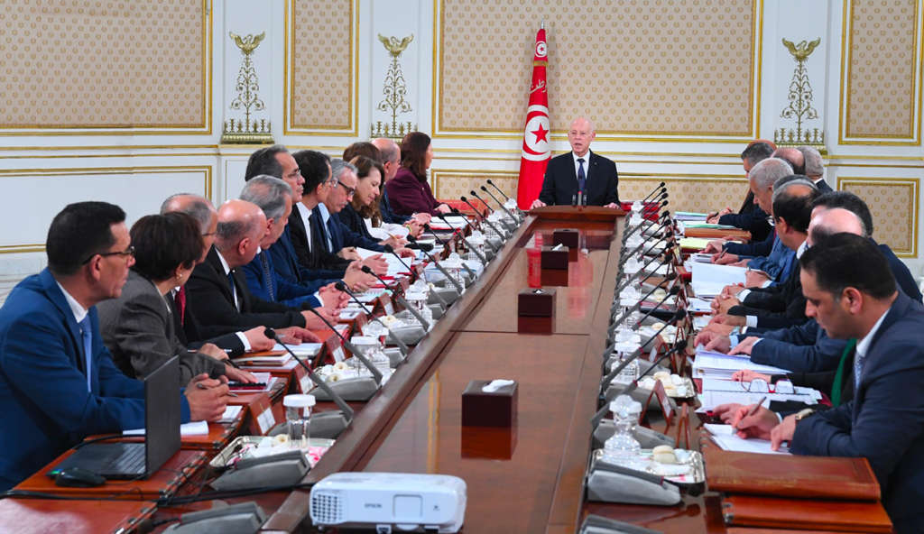 Kaïs Saïed appelle à une refonte des politiques sociales pour une justice véritable