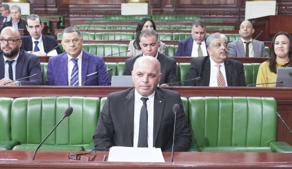 Les premiers bus électriques débarqueront à Tunis et Sfax en 2026