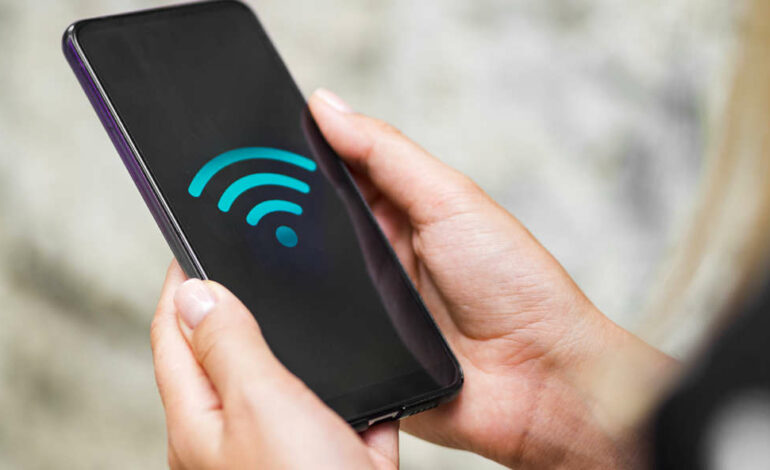 Les aéroports de Sfax, Tozeur, Gafsa, Tabarka et Gabès offrent un accès gratuit au Wifi