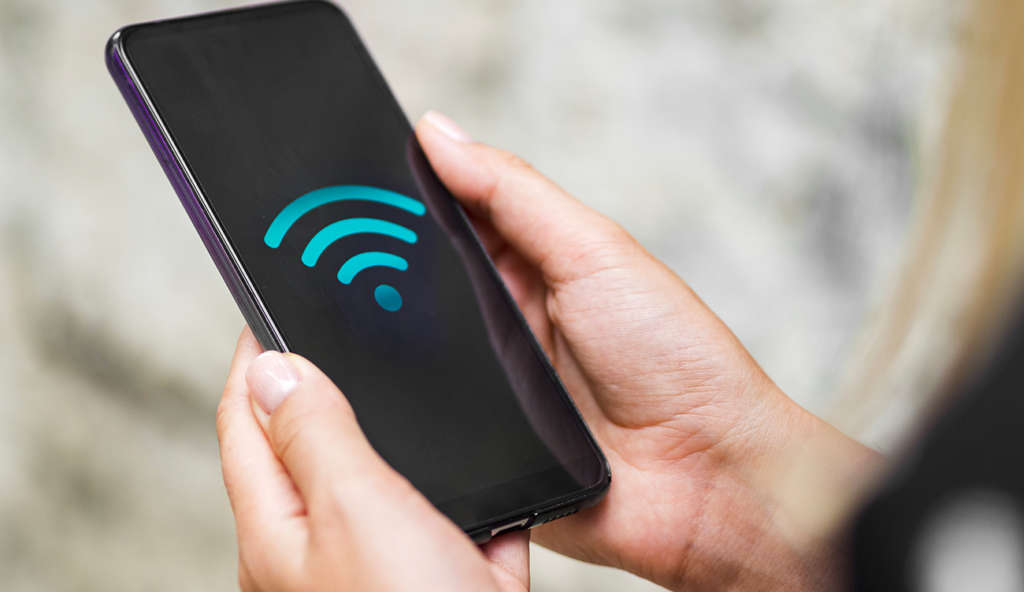 Les aéroports de Sfax, Tozeur, Gafsa, Tabarka et Gabès offrent un accès gratuit au Wifi