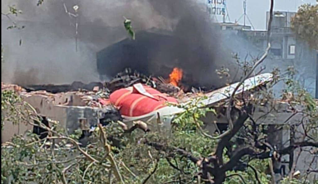 Tragédie aérienne en Inde : le vol Air India 171 s’écrase après le décollage