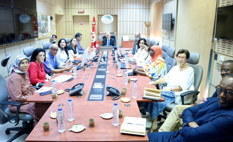 Santé – Visite d’experts internationaux de l’OMS : Un pas vers la reconnaissance mondiale de la qualité des médicaments et des vaccins en Tunisie